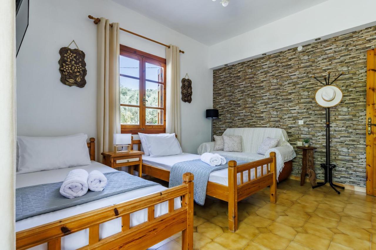 Panagou Studios Skopelos stad Exteriör bild