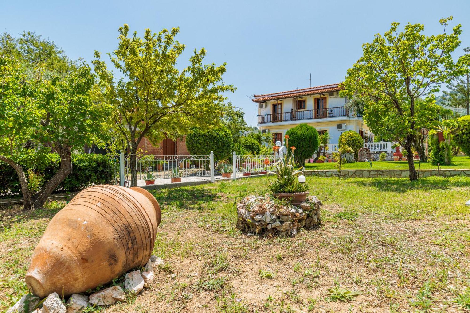 Panagou Studios Skopelos stad Exteriör bild