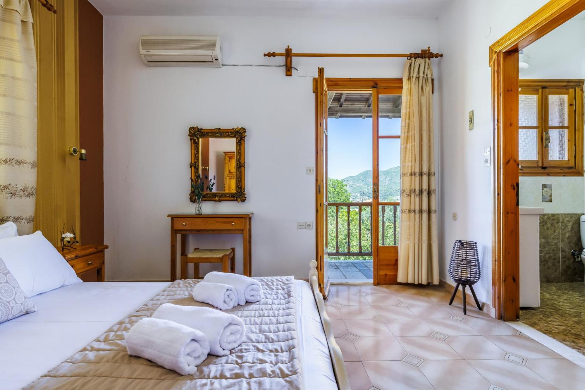 Panagou Studios Skopelos stad Exteriör bild